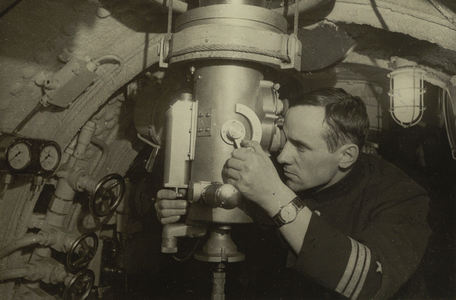 Командир подводной лодки капитан-лейтенант К.И.Малофеев, потопивший вражеский транспорт и уничтоживший орудийным огнем сторожевой корабль и катер-охотник противника